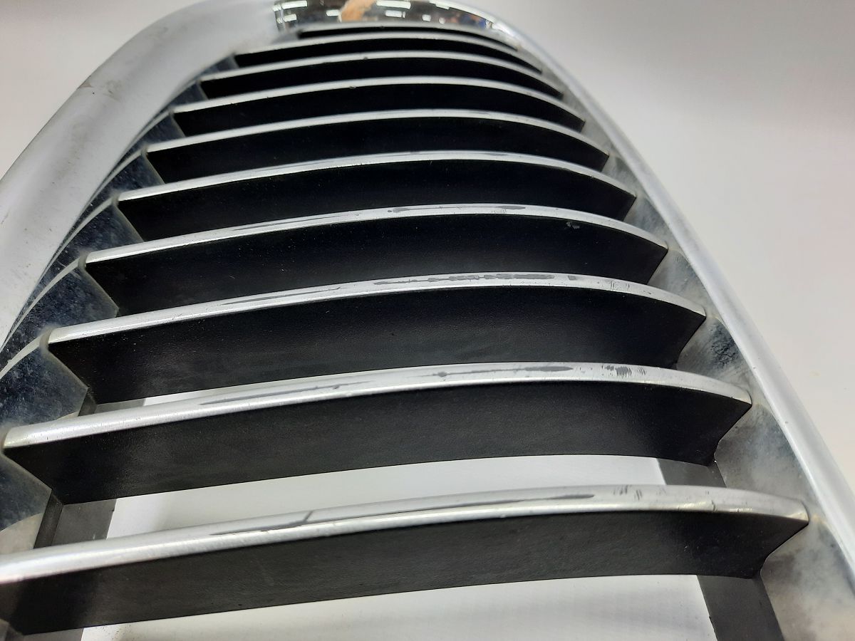 5 series Решітка бампера верхня права (ніздря) BMW 5 series 2011-2013 51137261356 BMW 5 series 3