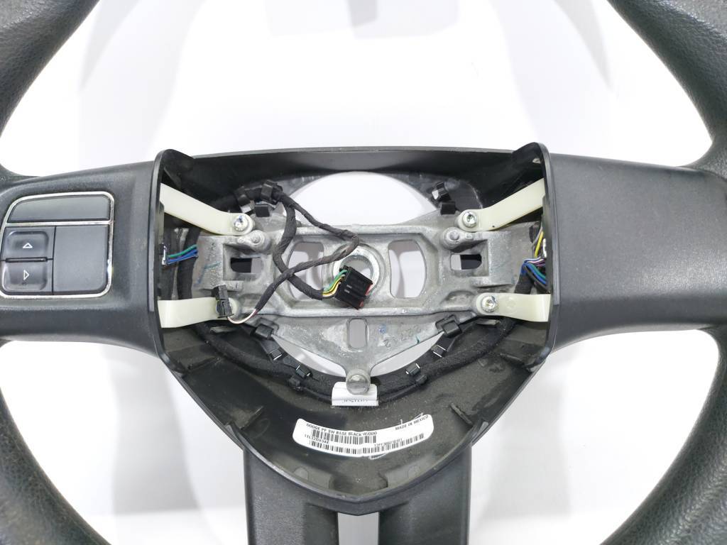 Dart Рульове колесо Dodge Dart 2013-2019 1ZX28DX9AF Dodge Dart 22