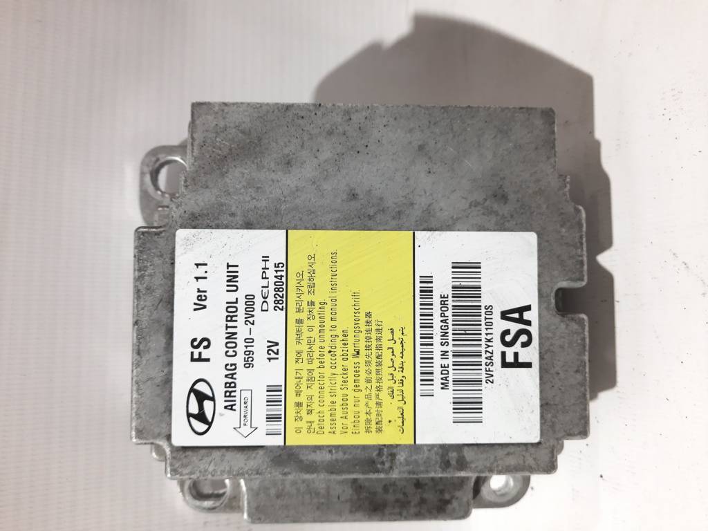 Veloster Air Bag блок Hyundai Veloster 2012 D2BZ14B321D Hyundai Veloster 2