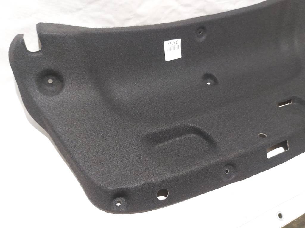 Cruze Обшивка крышки багажника Chevrolet Cruze 2016-2019 84114303 Chevrolet Cruze 2