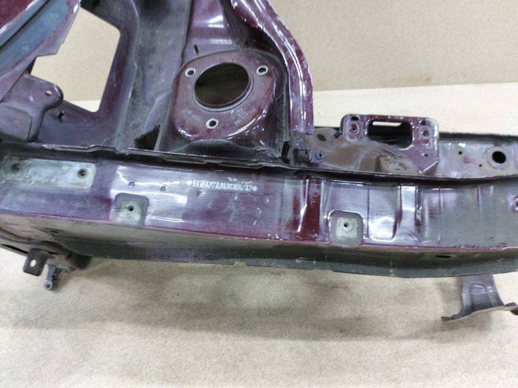 Passat s Чверть передня права Volkswagen Passat S 2012-2015 561803092A Volkswagen Passat S 22