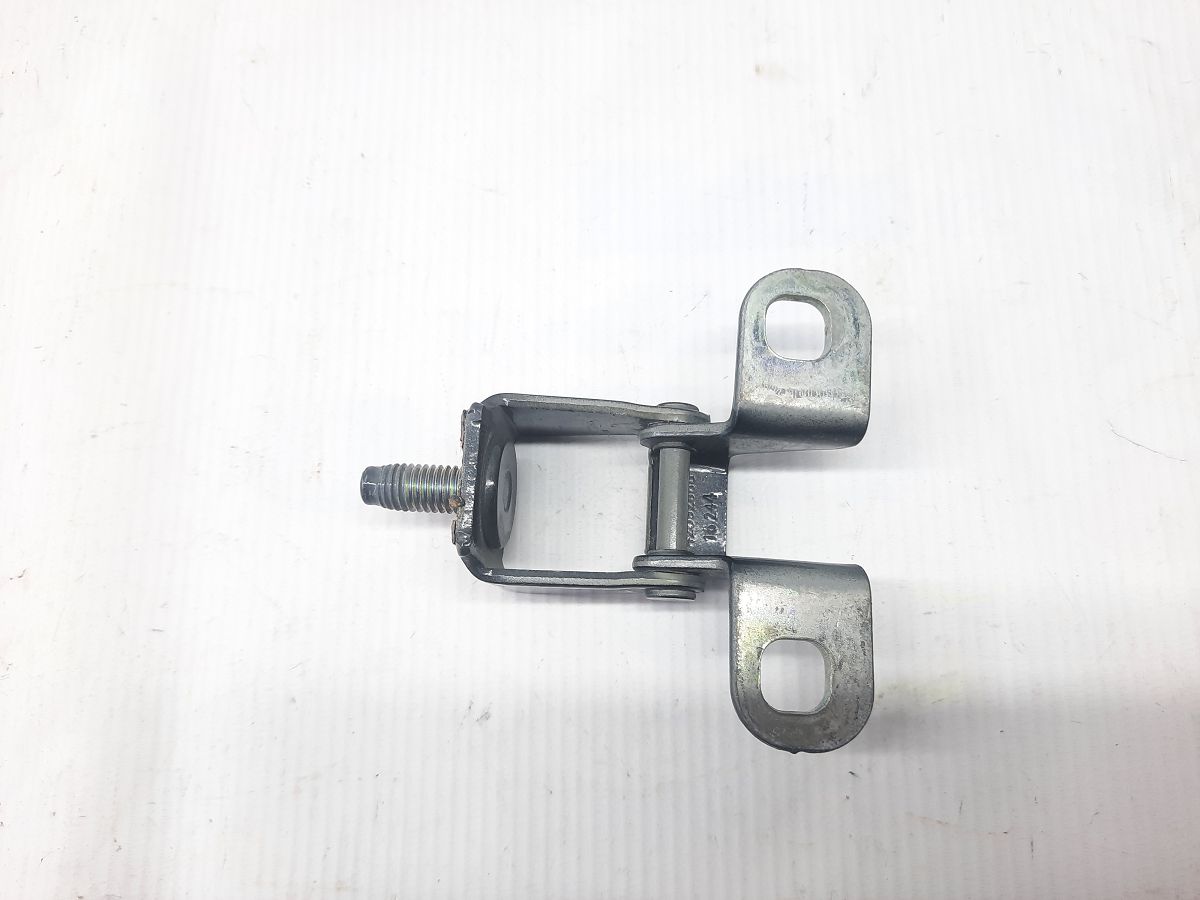 Trax Петля крышки багажника левая/правая Chevrolet Trax 2015-2021 42604766 Chevrolet Trax 3