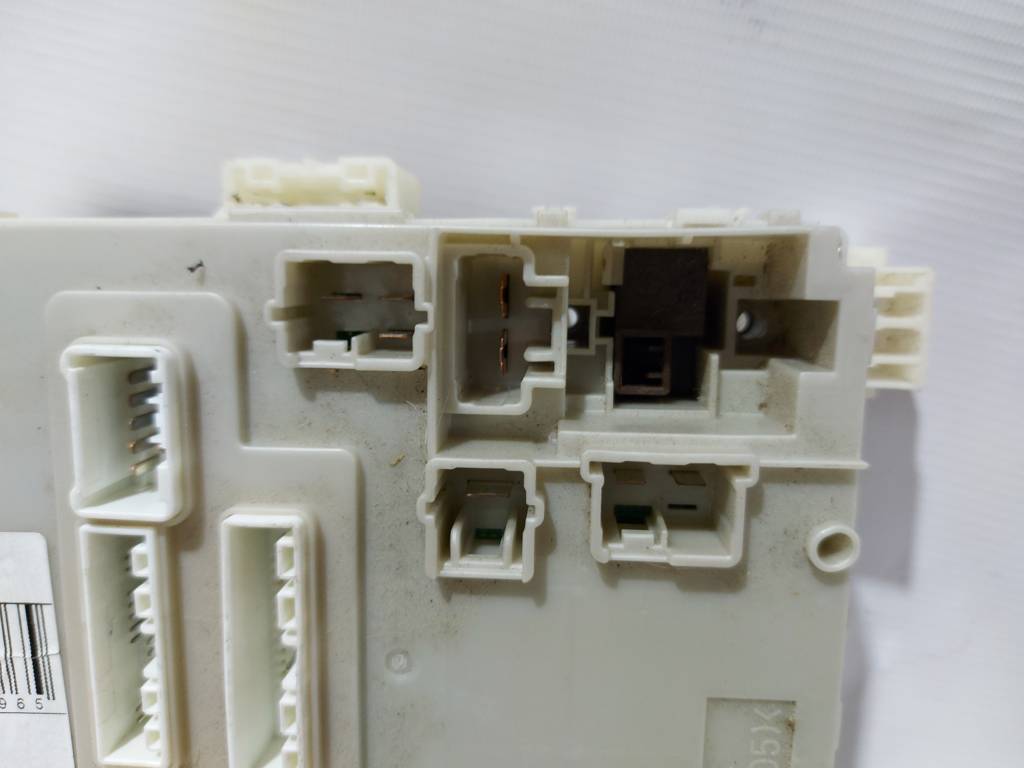 Insight Блок предохранителей салона Honda Insight 2010 38200TM8A21 Honda Insight 14 Insight Блок предохранителей салона Honda Insight 2010 38200TM8A21 Honda Insight 14