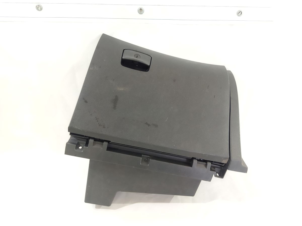 Altima. Бардачок Nissan Altima 2013-2018 681023TA0B Nissan Altima