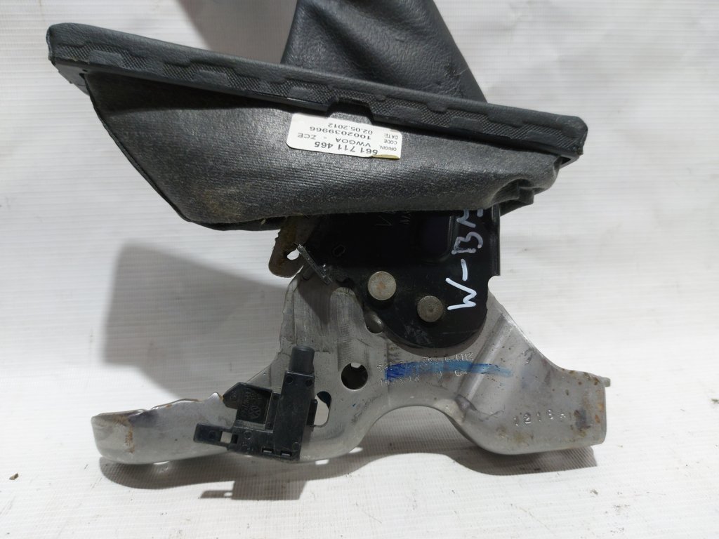 Passat s Рычаг стояночного тормоза Volkswagen Passat S 2012-2019 561711303AETLL Volkswagen Passat S 3