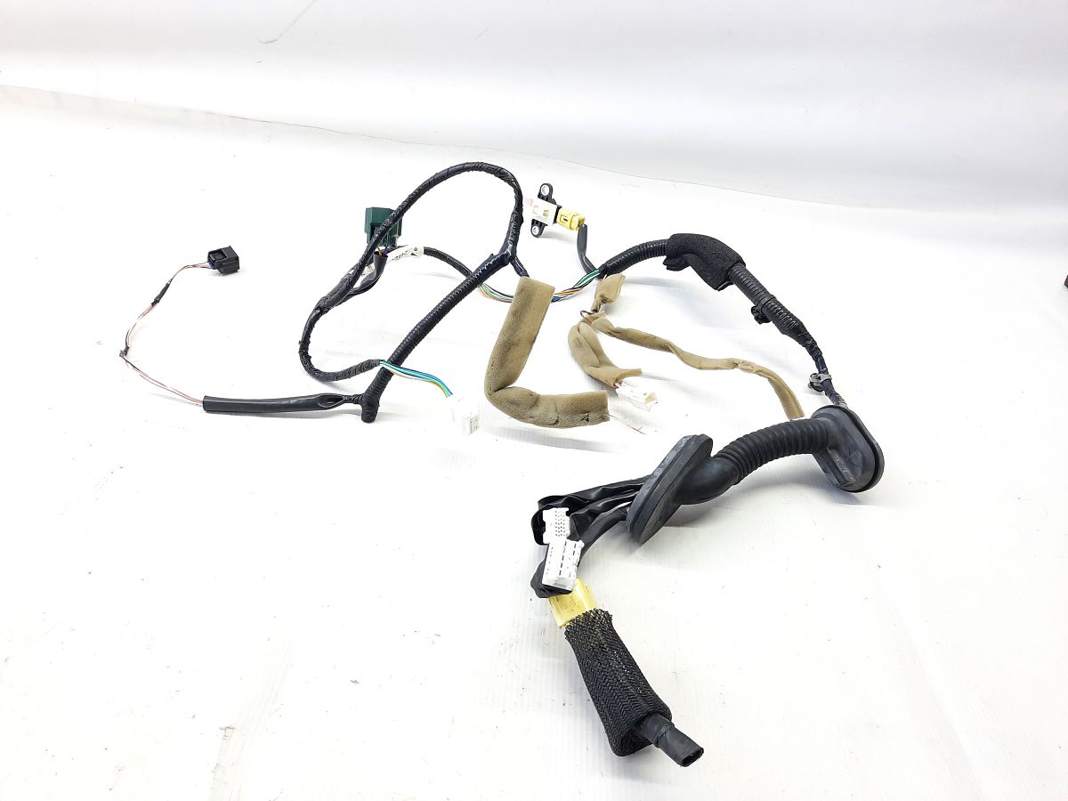 Altima. Проводка двери передней правой Nissan Altima 2015 241243TA0A Nissan Altima