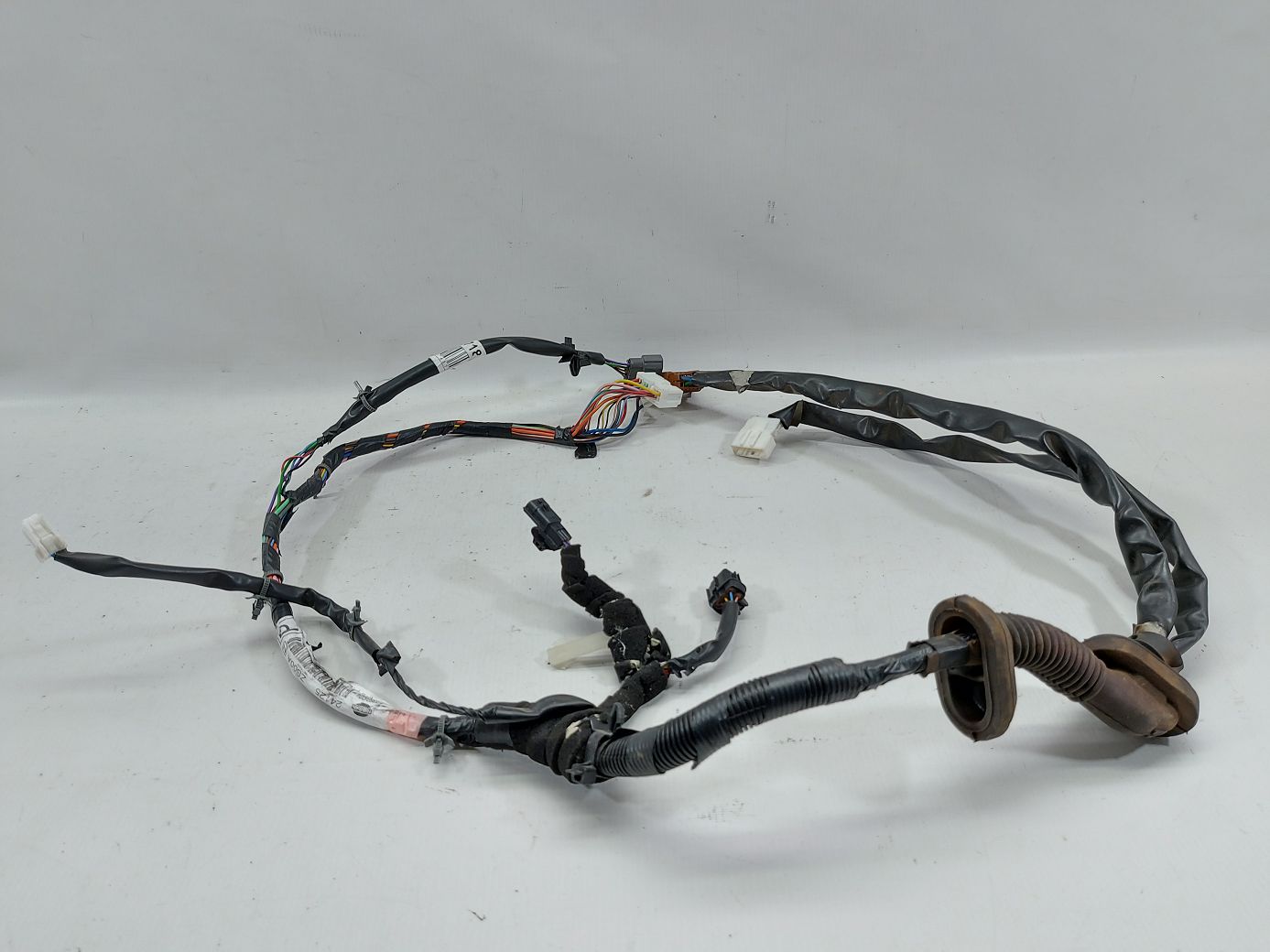 Pathfinder Проводка двери передней левой Nissan Pathfinder 2005-2010 24125ZS00A Nissan Pathfinder 2