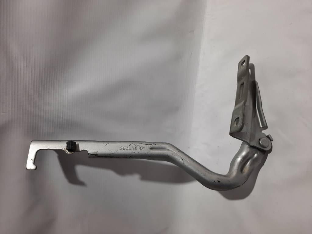 Dart Петля капота ліва Dodge Dart 2013-2019 68082131AA Dodge Dart 22