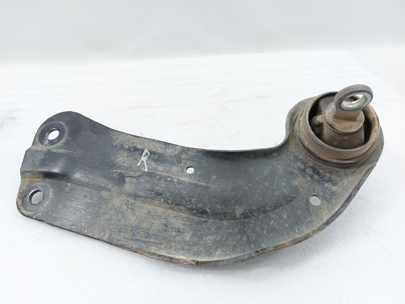 Regal. Важіль задній поздовжній правий Buick Regal 2011-2017 22927293 Buick Regal