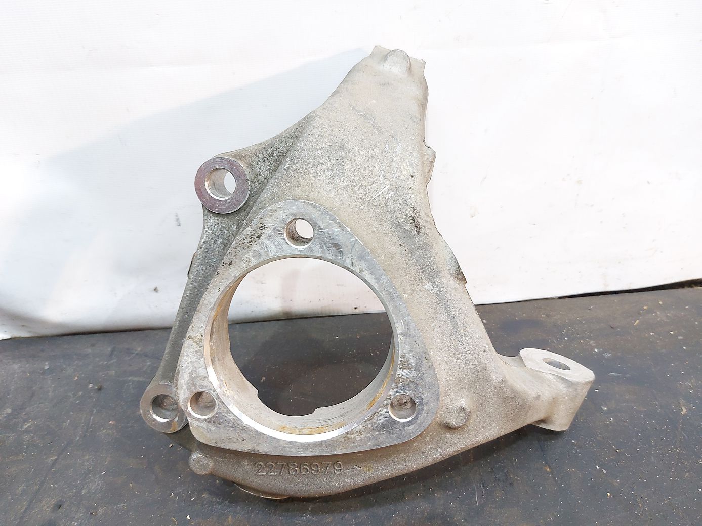 Equinox Поворотний кулак передній лівий Chevrolet Equinox 2010-2017 22786979 Chevrolet Equinox 2