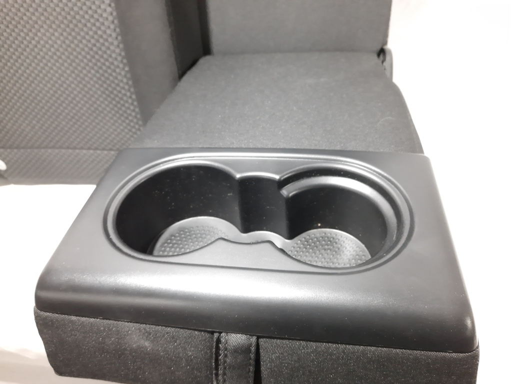 Passat s Спинка заднего ряда сидений правая Volkswagen Passat S 2011-2019 5C6885504H Volkswagen Passat S 13