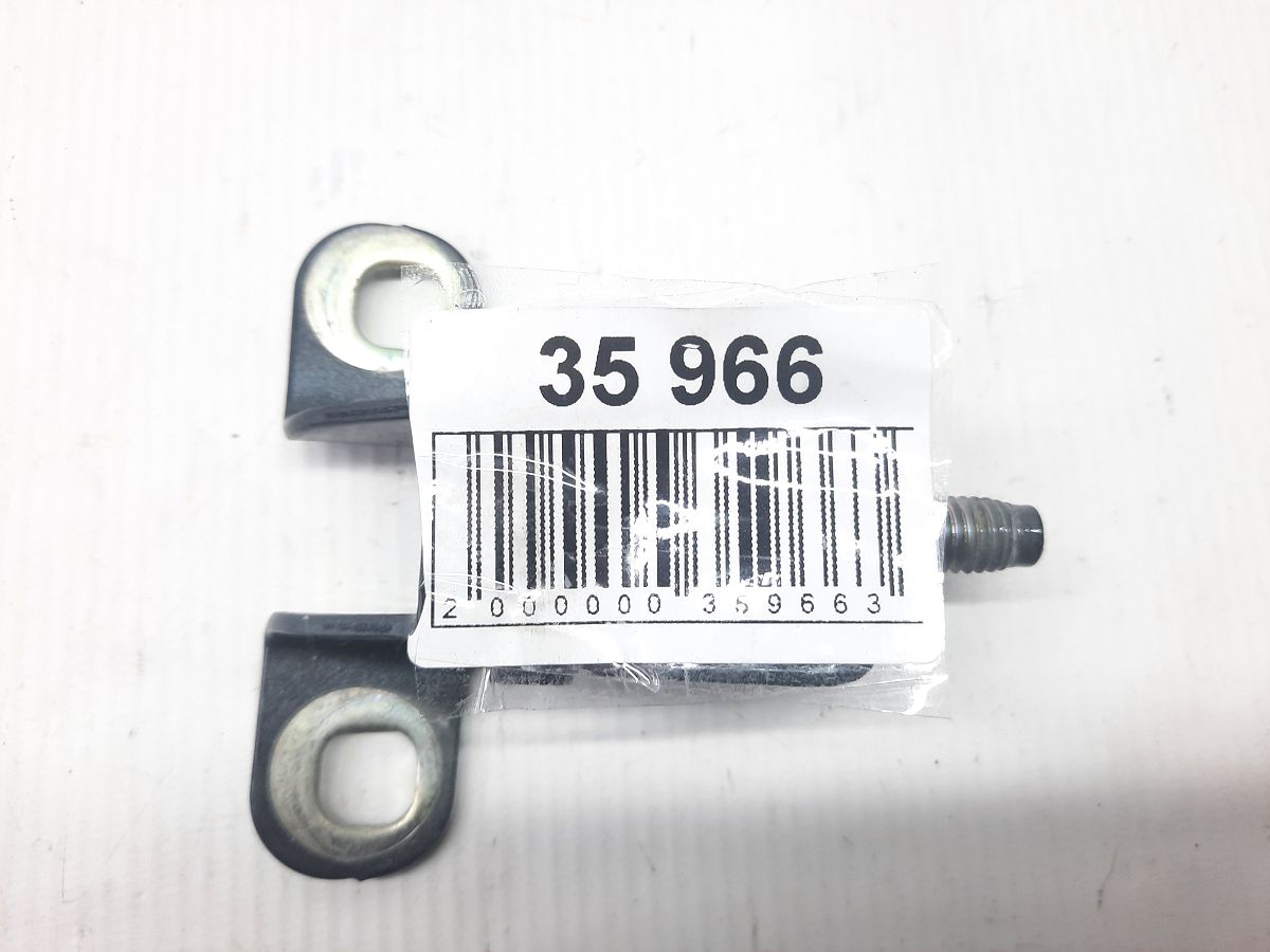 Trax Петля крышки багажника левая/правая Chevrolet Trax 2015-2021 42604766 Chevrolet Trax 6