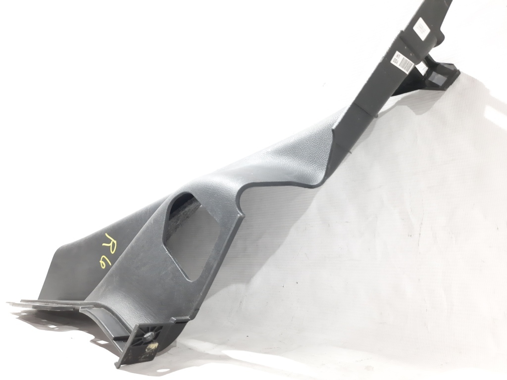 Forte Накладка порога заднего угловая правая Kia Forte 2014-2016 85895A7000 Kia Forte 2