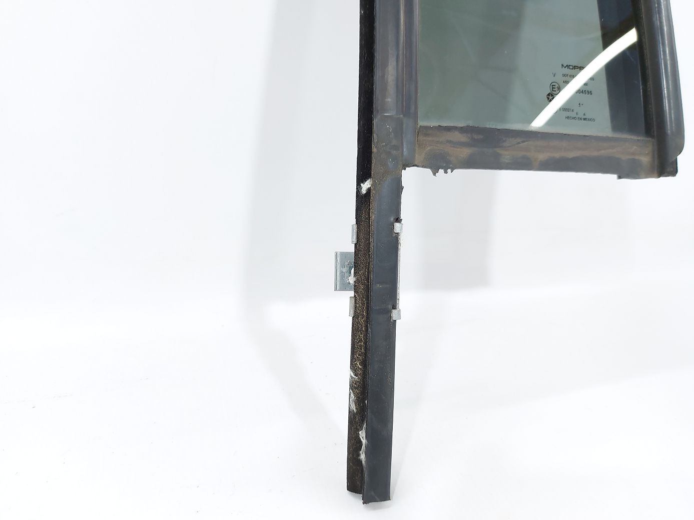 Patriot Стекло (форточка) двери задней левой Jeep Patriot 2007-2017 5067773AD Jeep Patriot 12
