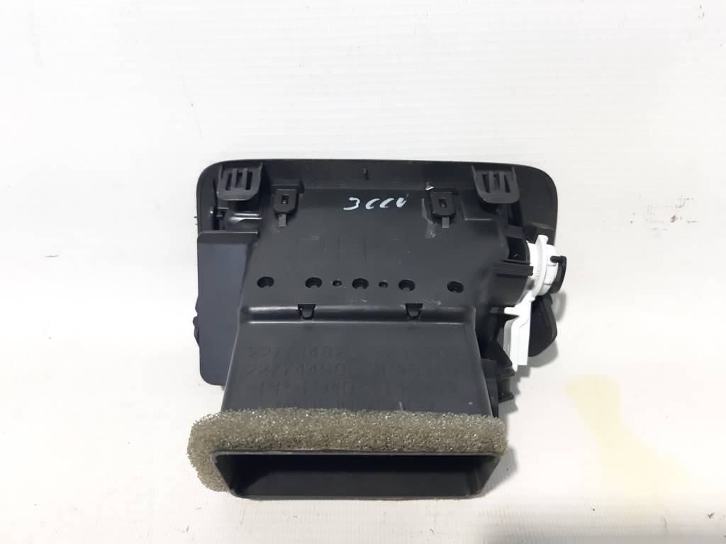 Volt Воздуховод торпеды правый Chevrolet Volt 2011-2015 22878230 Chevrolet Volt 2