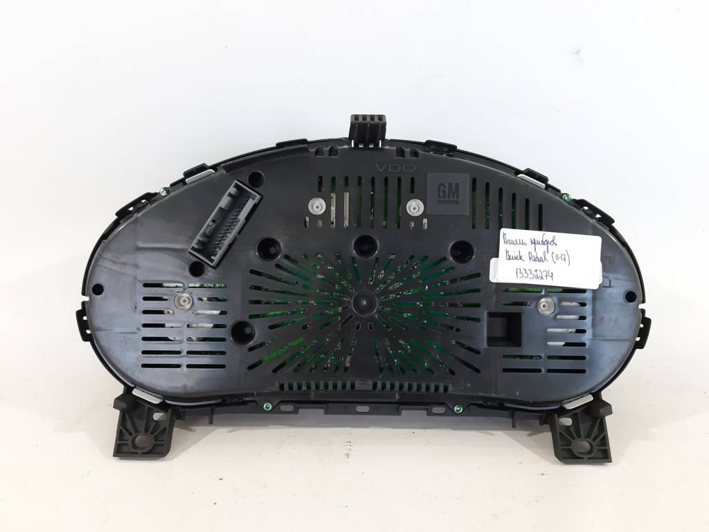 Regal Панель приладів Buick Regal 2011 13332274 Buick Regal 2