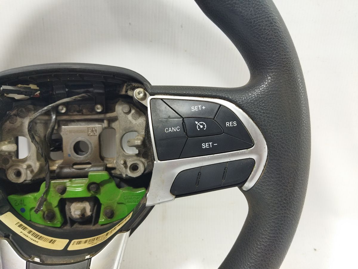 200 limited Рулевое колесо Chrysler 200 Limited 2015-2017 5VF12DX9AA Chrysler 200 Limited 2