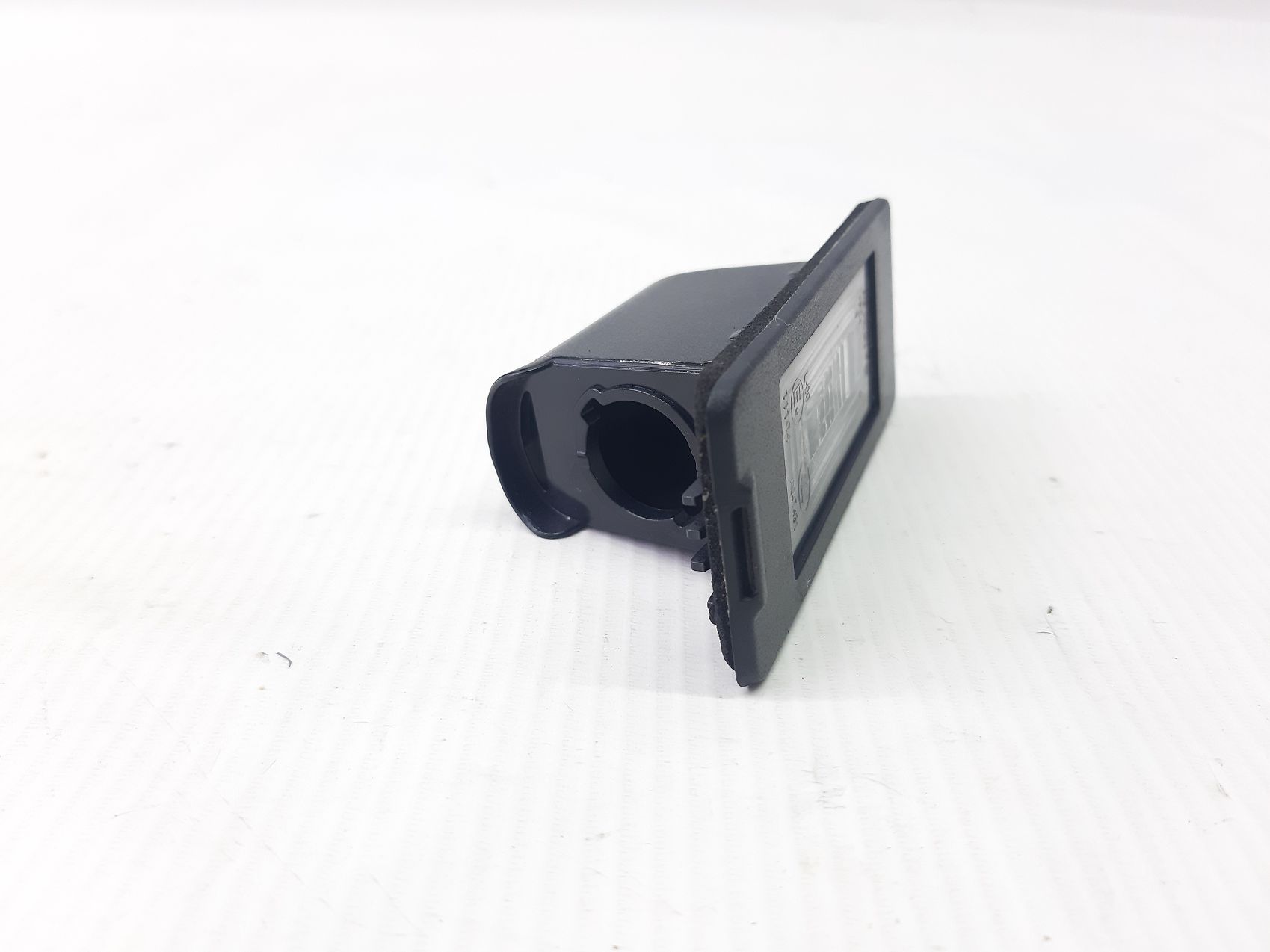 Malibu Ліхтар підсвічування номера Chevrolet Malibu 2016-2021 13590043 Chevrolet Malibu 10