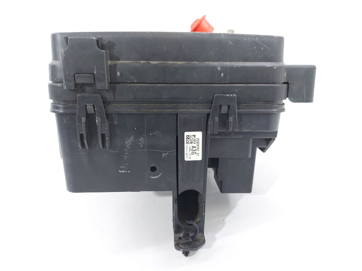 Equinox Блок предохранителей под капотом Chevrolet Equinox 2015 22929763 Chevrolet Equinox 2