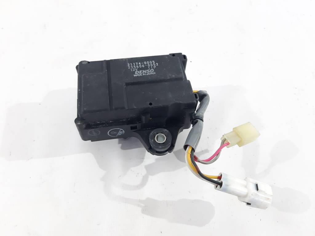 Zx-1000. Блок керування глушником Kawasaki ZX-1000 2009-2016 211740005 Kawasaki ZX-1000