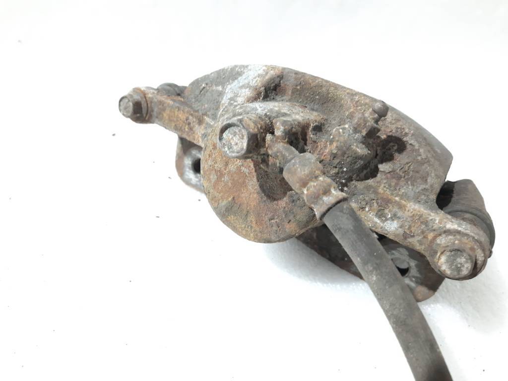 Insight Суппорт тормозной передний правый Honda Insight 2010-2014 45018SNAA60 Honda Insight 15