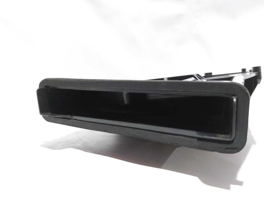 328i xdrive Динамик правый (дырявый) BMW 328i xDrive 2008-2012 65139204786 BMW 328i xDrive 5