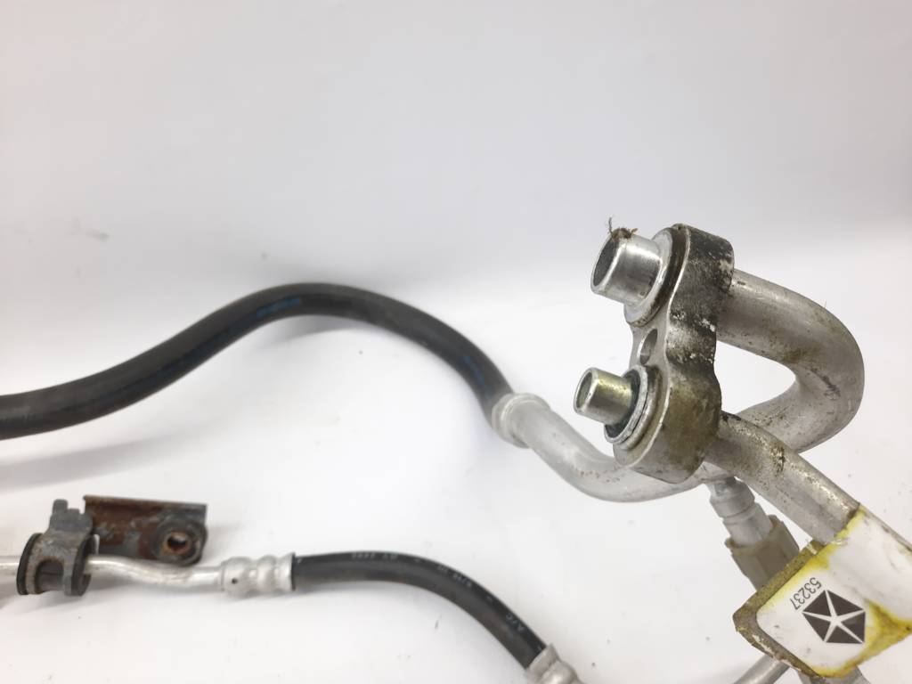 Dart Трубка кондиціонера Dodge Dart 2014-2016 68193946AB Dodge Dart 14