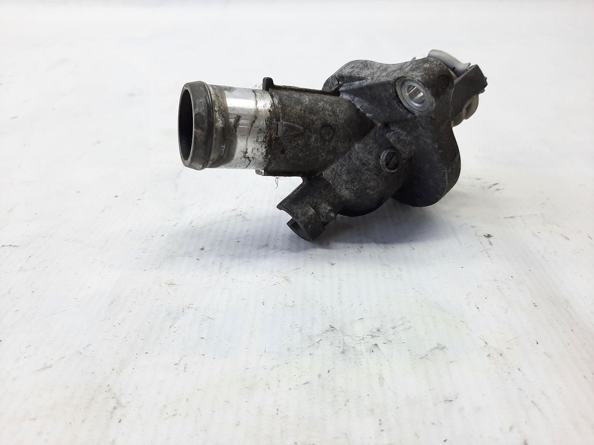 Malibu Корпус термостату Chevrolet Malibu 2016 25201447 Chevrolet Malibu 7