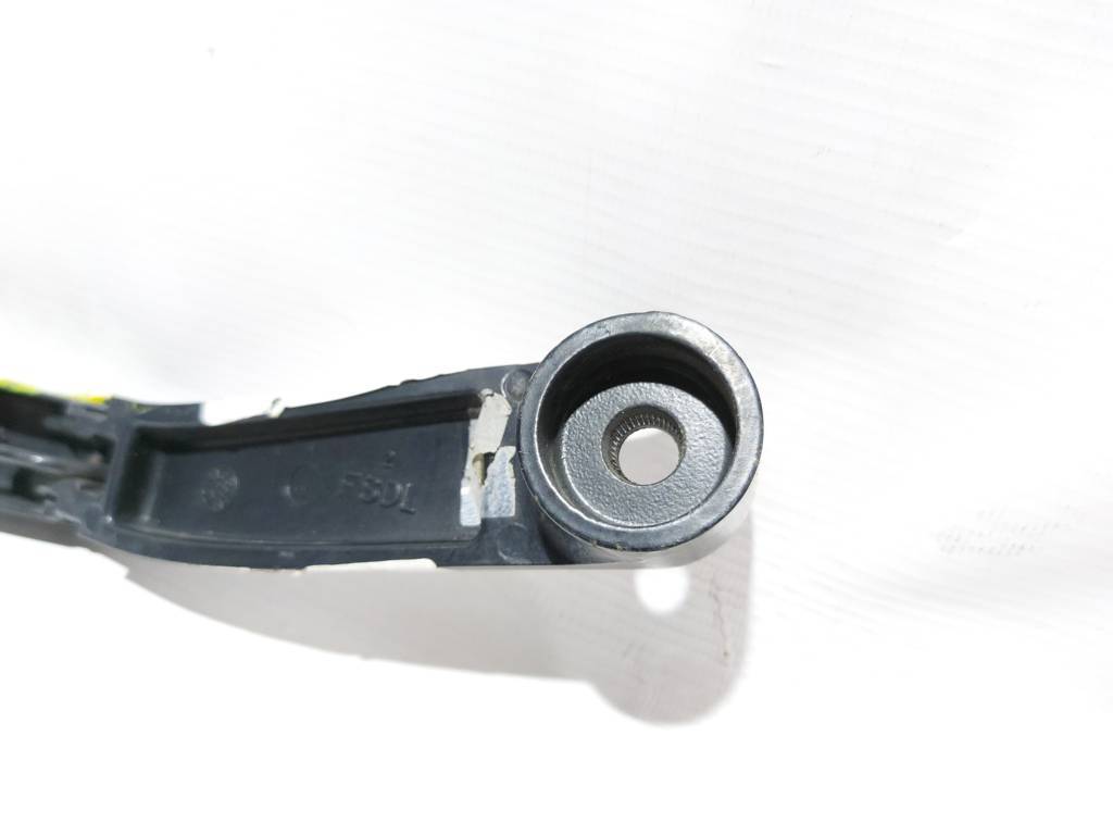 Veloster Важіль склоочисника правий Hyundai Veloster 2012-2017 98320-2V000 Hyundai Veloster 4