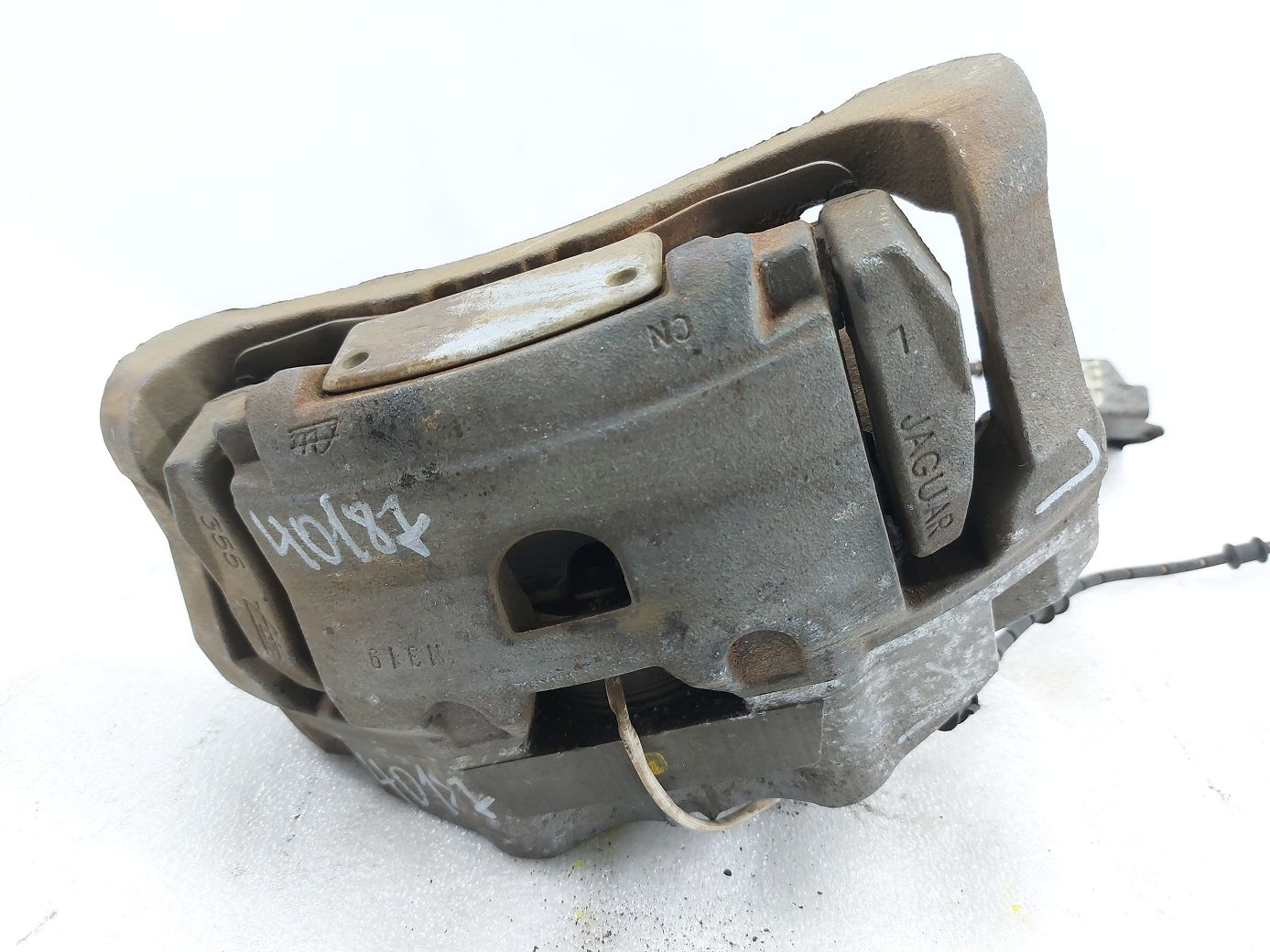 Xf Супорт гальмівний передній лівий Jaguar XF 2010-2012 C2D23147 Jaguar XF 4 Xf Супорт гальмівний передній лівий Jaguar XF 2010-2012 C2D23147 Jaguar XF 4