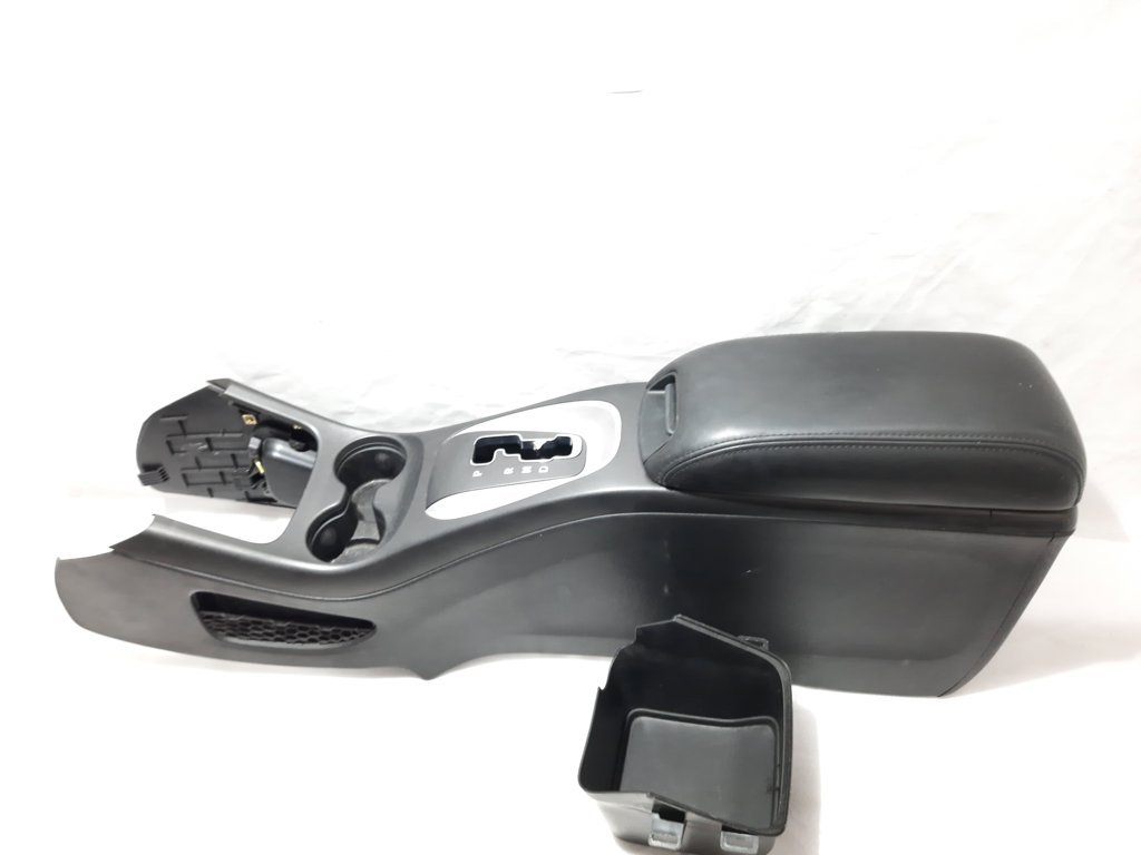 Journey Консоль центральна (без підлокітника) Dodge Journey 2012-2018 1VG31DX9AA Dodge Journey 4 Journey Консоль центральна (без підлокітника) Dodge Journey 2012-2018 1VG31DX9AA Dodge Journey 4