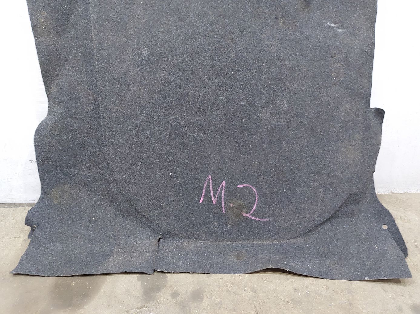 Fiesta sedan Килимове покриття багажного відділення (люк) Ford Fiesta sedan 2011-2019 AE8Z5413046AB Ford Fiesta sedan 2