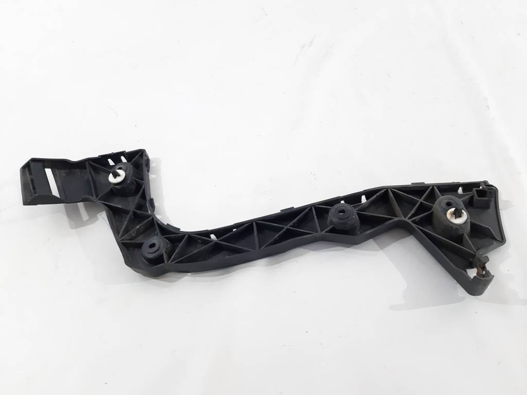 Focus sedan Крепление бампера заднего левое Ford Focus sedan 2012-2014 BM51F17E851AF Ford Focus sedan 8