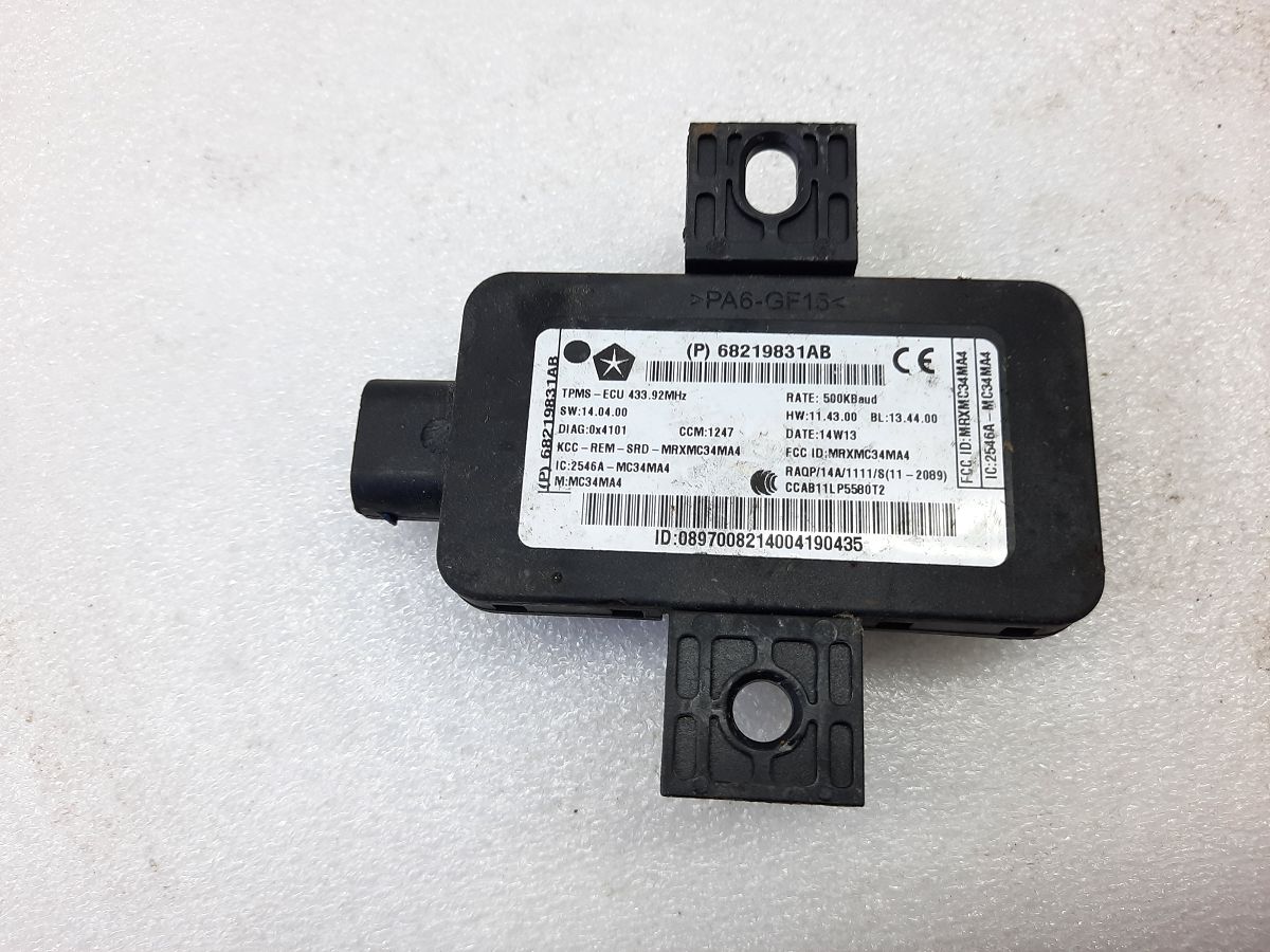 Malibu Блок тиску в шинах Chevrolet Malibu 2018 68219831 Chevrolet Malibu 3