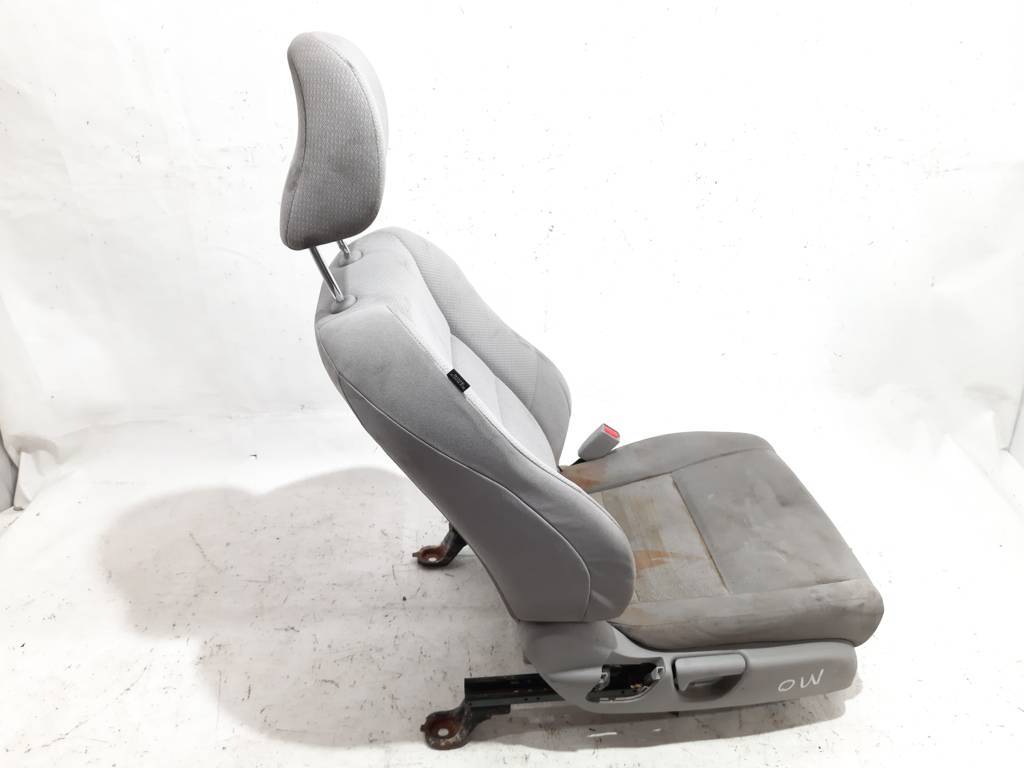 Insight Сидение переднее правое Honda Insight 2010-2014 81126TM8A03 Honda Insight 2