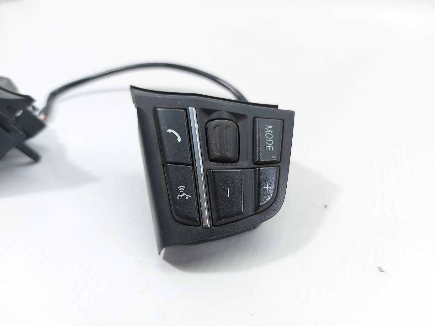 7 series Кнопки кермового колеса (к-кт) BMW 7 2009-2013 61319262709 BMW 7 2