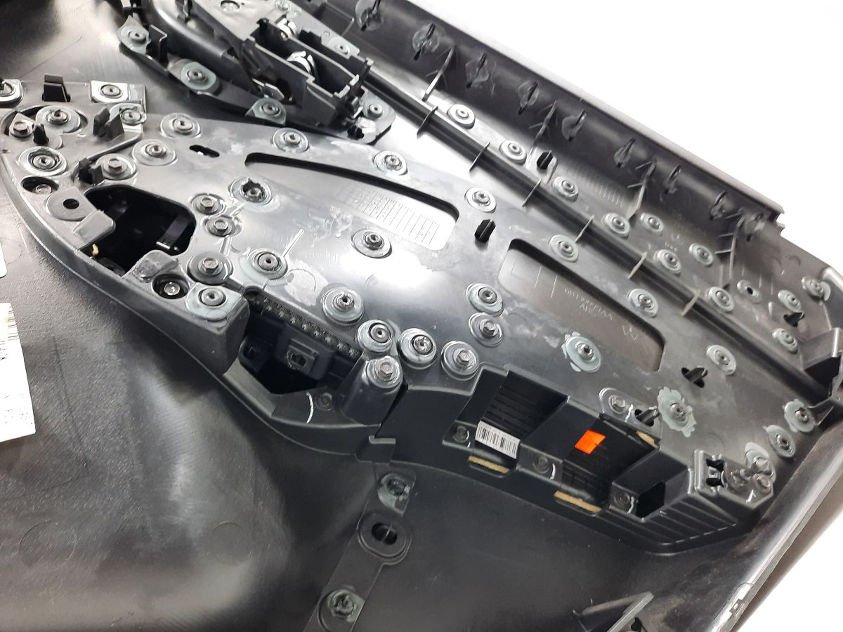 Dart Карта дверей задньої лівої (чорна) шкіра з тканиною Dodge Dart 2014-2015 5MY59DX9AD Dodge Dart 7