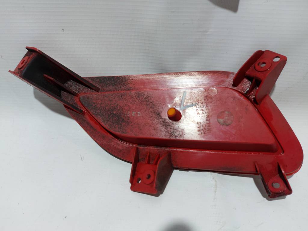 Veloster Катафот бампера задний левый Hyundai Veloster 2012-2017 924052V100 Hyundai Veloster 2