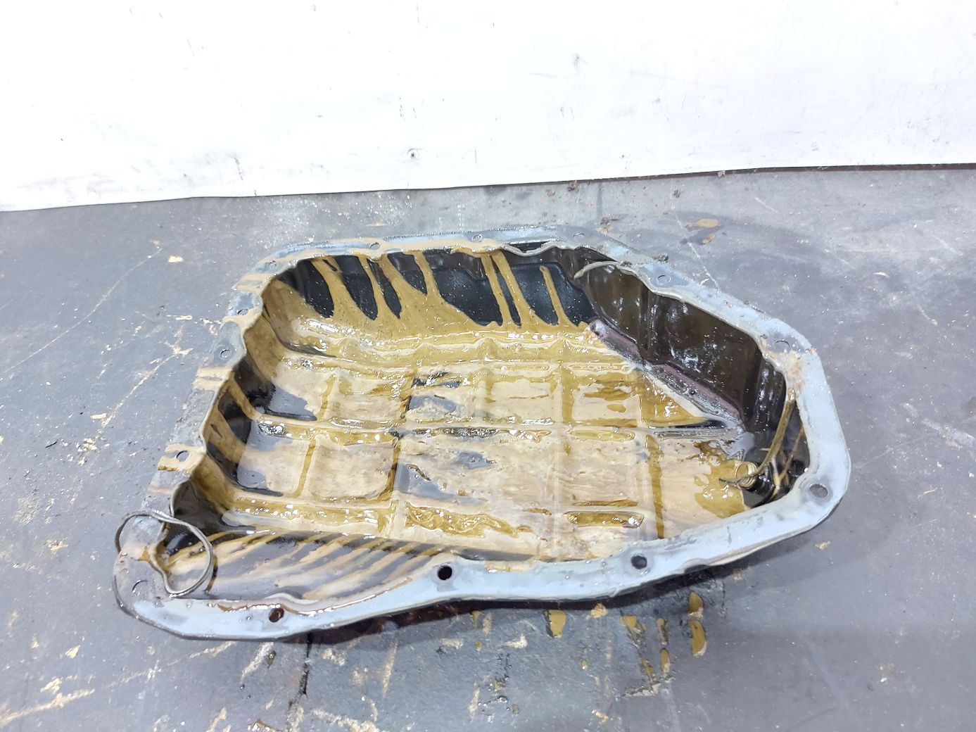 Cadenza Поддон двигателя масляный Kia CADENZA 2014-2016 215103C201 Kia CADENZA 3