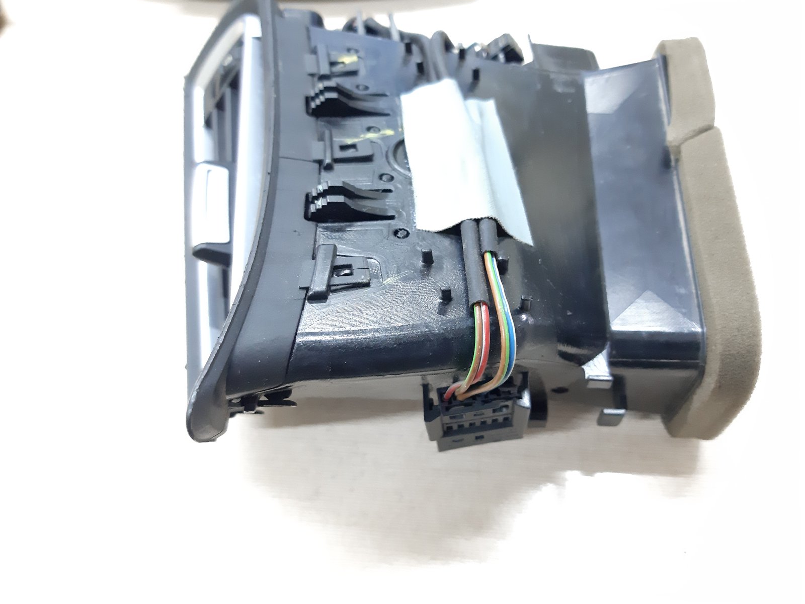 7 series Повітропровід торпеди лівий BMW 7 2012 64229112149 BMW 7 6