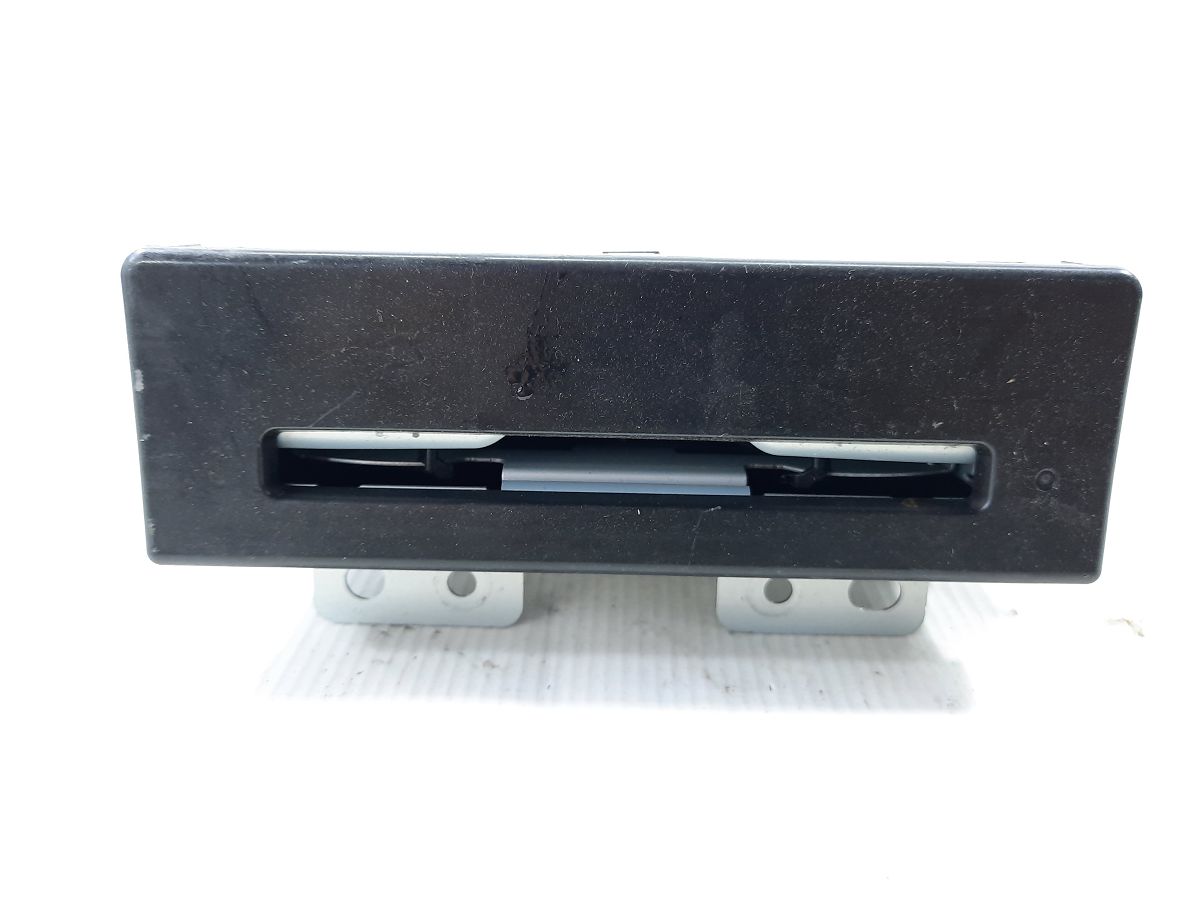 Regal. Дисковод CD Buick Regal 2015-2017 84016434 Buick Regal