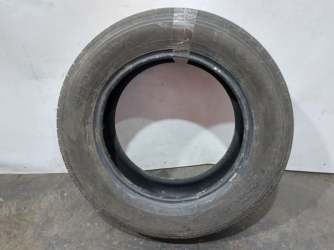 Всесезонные шины Гума Hankook Kinergy 235/60R17 ( Dodge ) 6