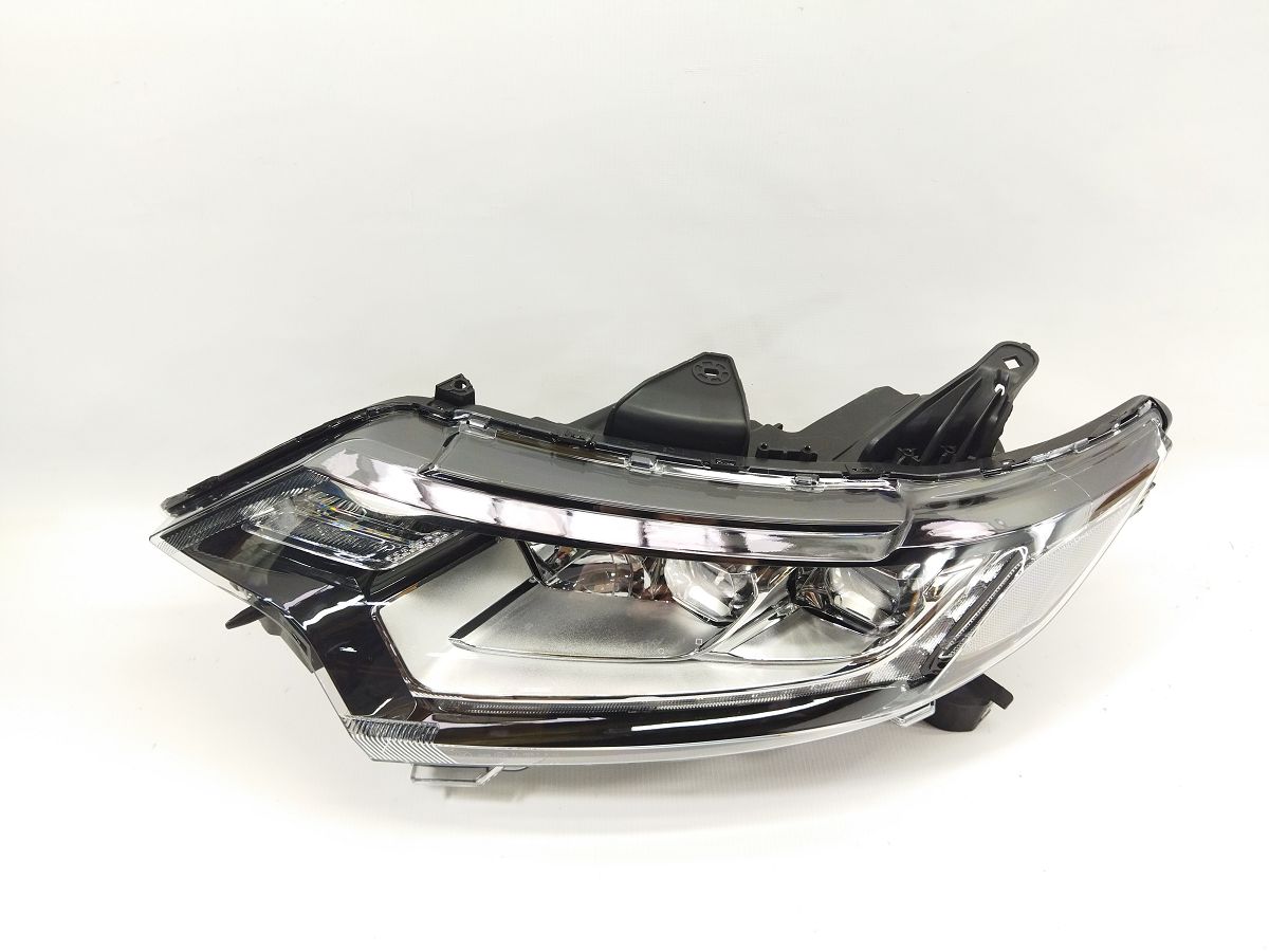 Фары головного света Фара передняя левая (LED) Mitsubishi Outlander 2016-2018 8301C863 Mitsubishi Outlander 5