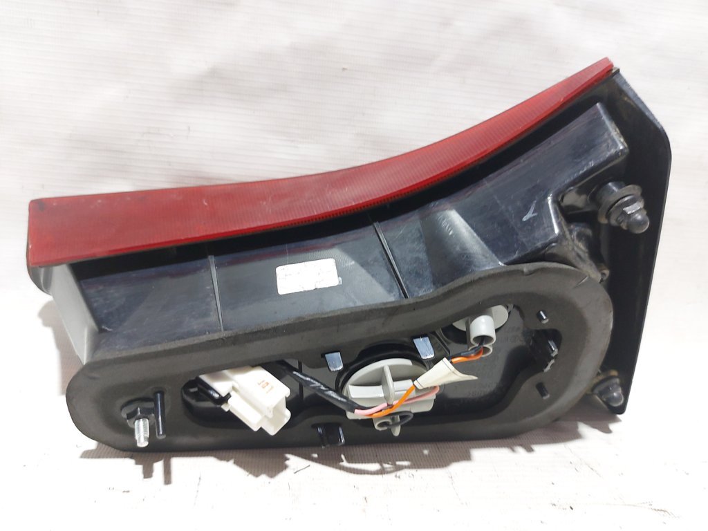 Optima Ліхтар кришки багажника правий Kia Optima 2011-2013 924042T000 Kia Optima 4