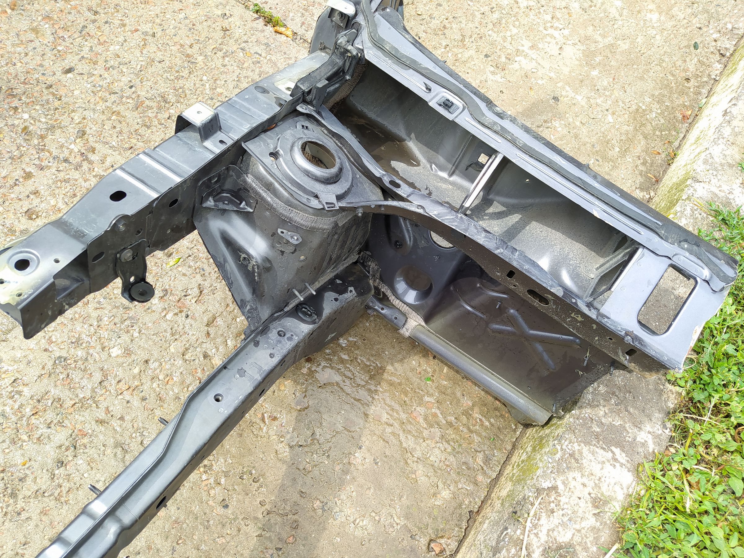 200 limited Четверть передняя правая Chrysler 200 Limited 2015-2017 68267070AB Chrysler 200 Limited 6