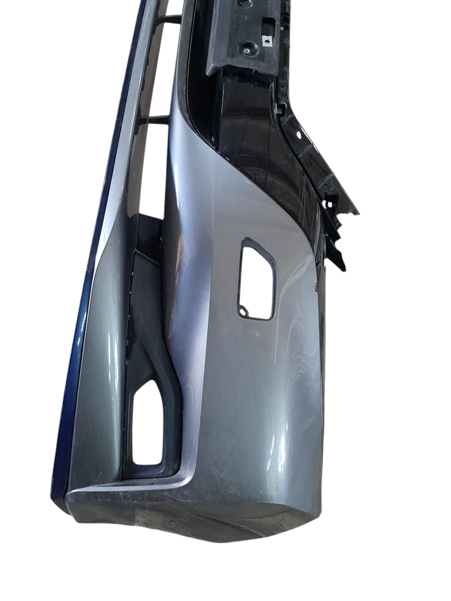 Leaf Бампер передний (дефект) Nissan Leaf 2019-2025 62022-5SF3H Nissan Leaf 2