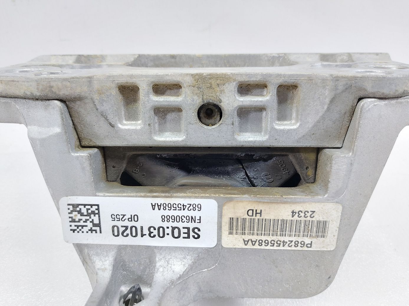 200 limited Подушка двигателя левая Chrysler 200 Limited 2015-2017 68245568АА Chrysler 200 Limited 5
