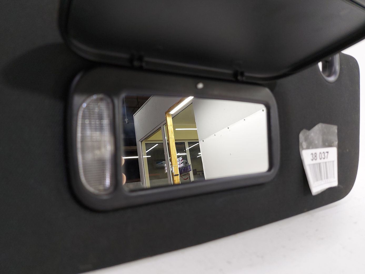 Grand caravan Козирок сонцезахисний лівий Dodge Grand Caravan 2011-2020 1JE931DAAA Dodge Grand Caravan 2