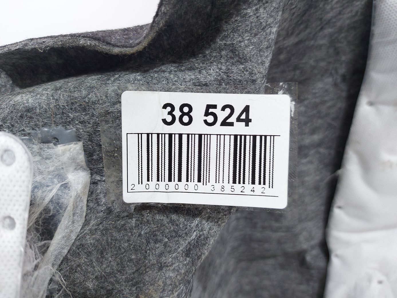 Malibu Обшивка багажного відділення права Chevrolet Malibu 2016-2021 84116467 Chevrolet Malibu 10