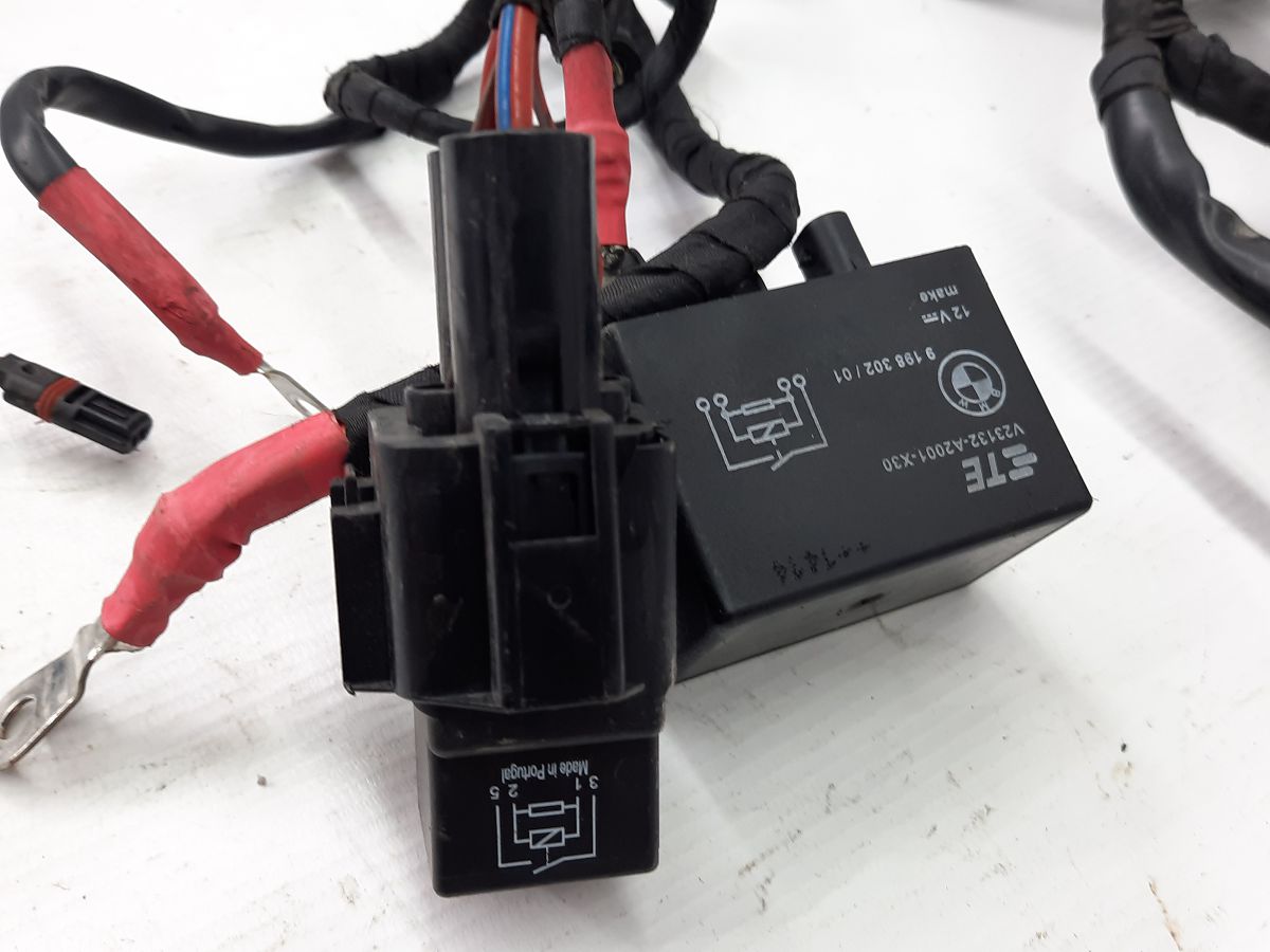 R 1200 Проводка основний BMW R 1200 2014 61118549370 BMW R 1200 6